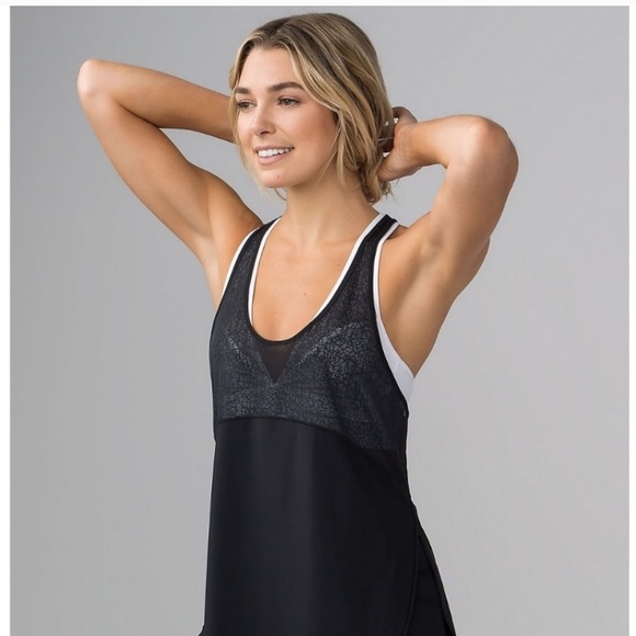 NWT Lululemon Twist and Train tank - Picture 4 of 4